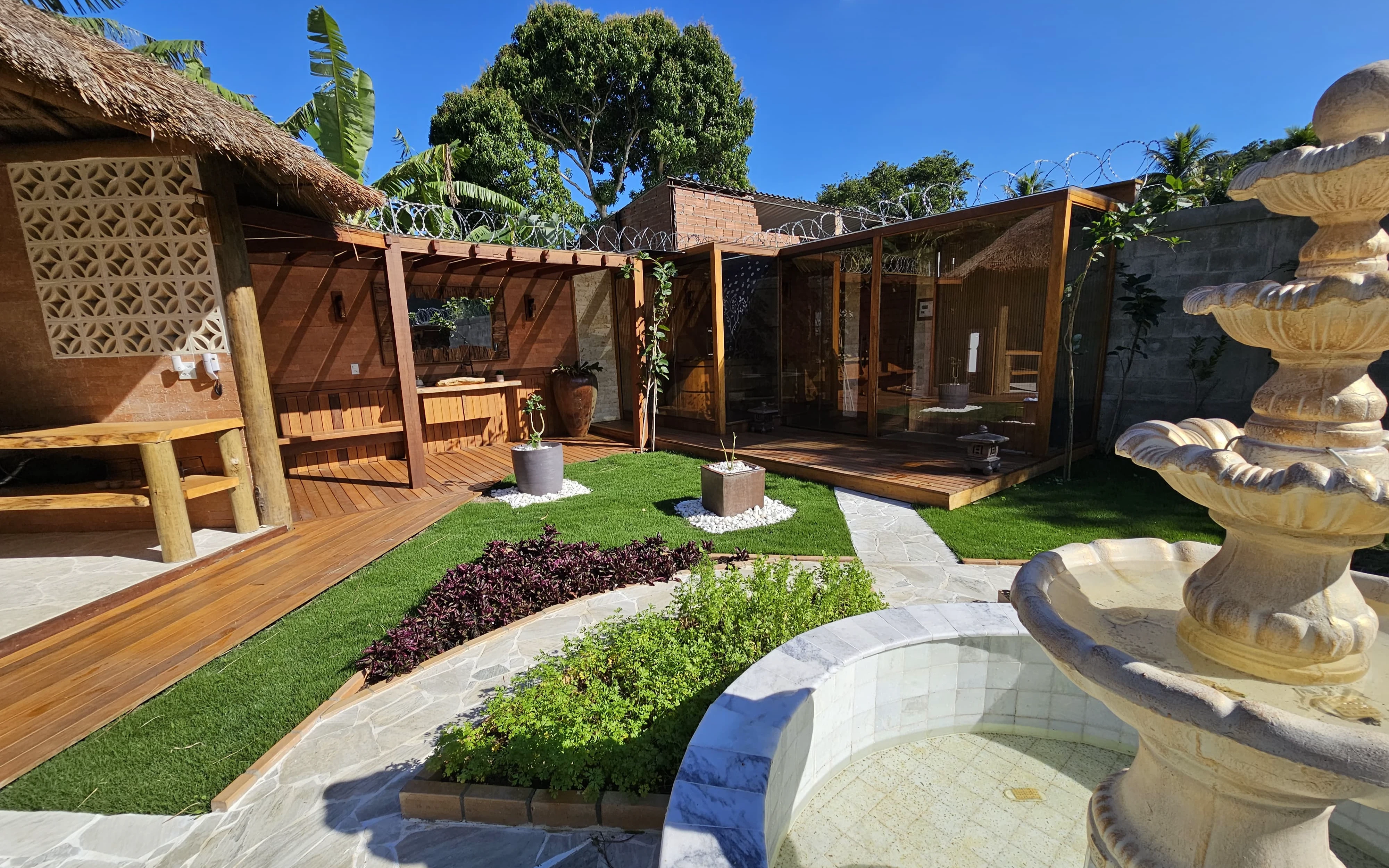 Soluções Premium da Hidroviana para Arquitetos: Saunas, Ofurôs e Pergolados que Transformam Áreas Externas